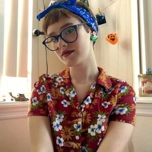 Meet your Posher, Elizabeth